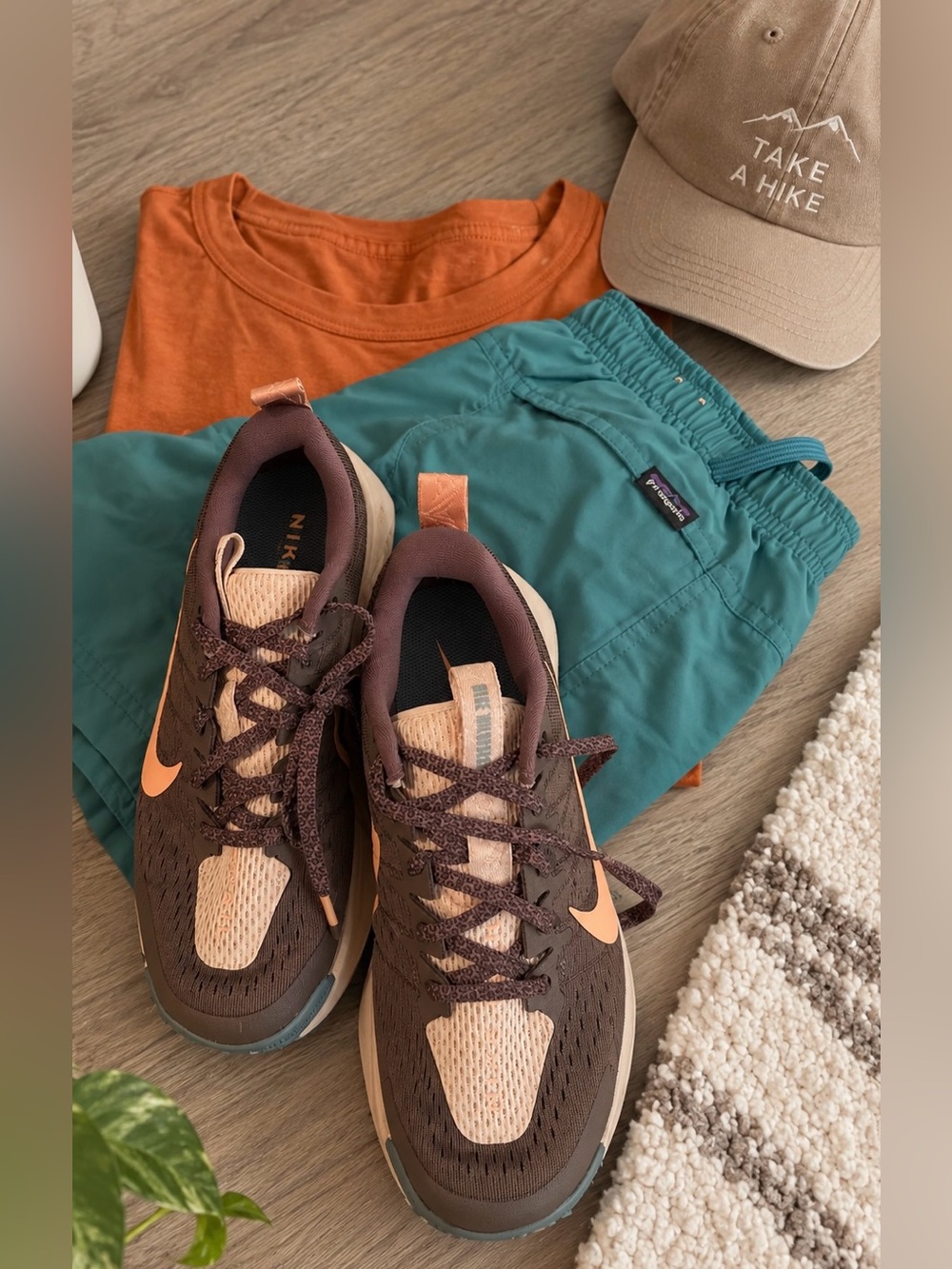 Nike ReactX Wildhorse 10 woman’s 6.5